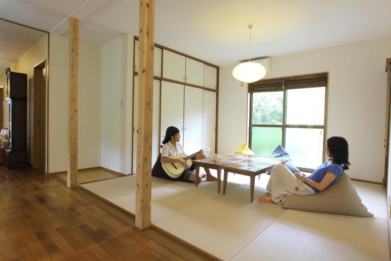 Yakushima Minsyuku Suginoko Bed & Breakfast エクステリア 写真